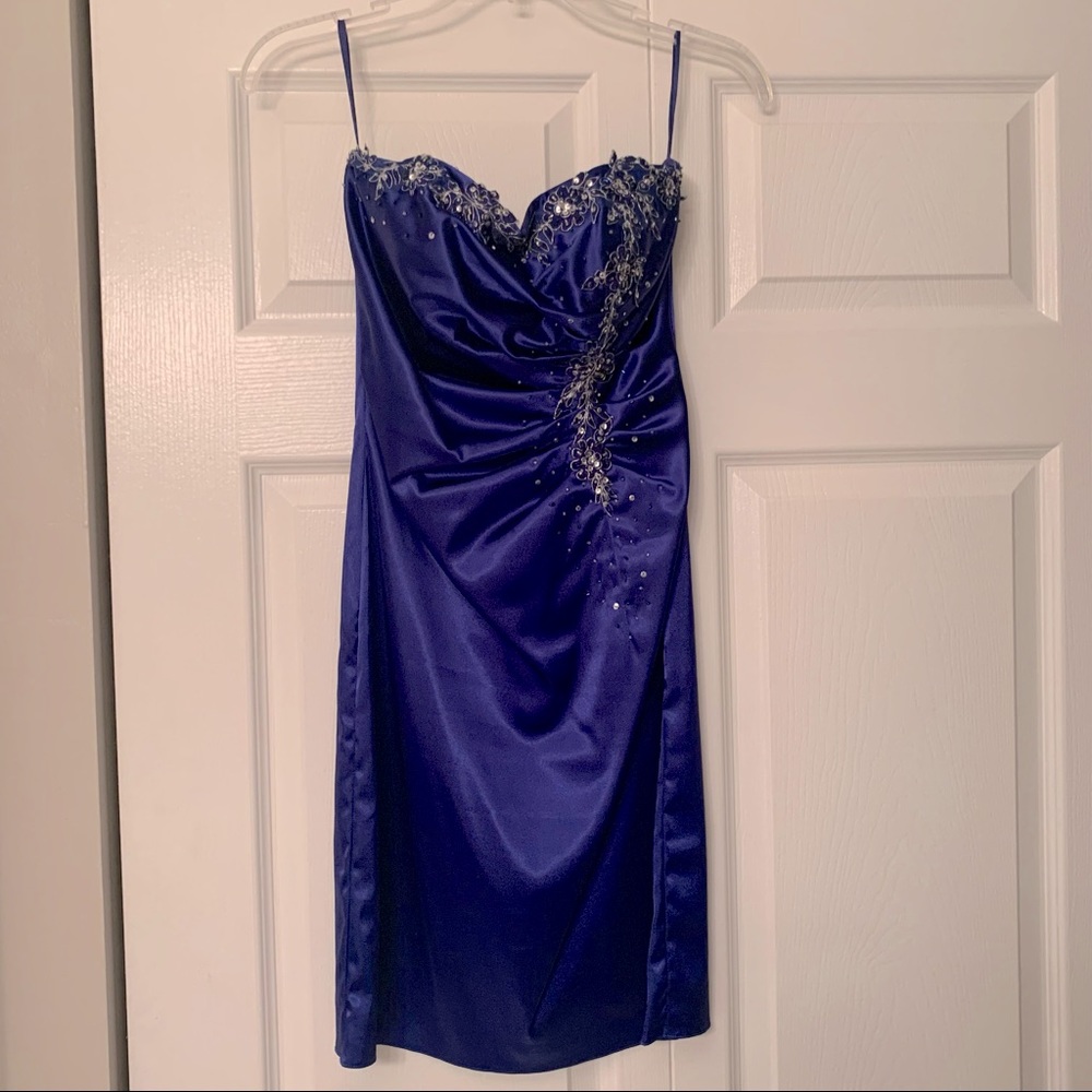 Strapless Blue Embellishments Cocktail Dress
